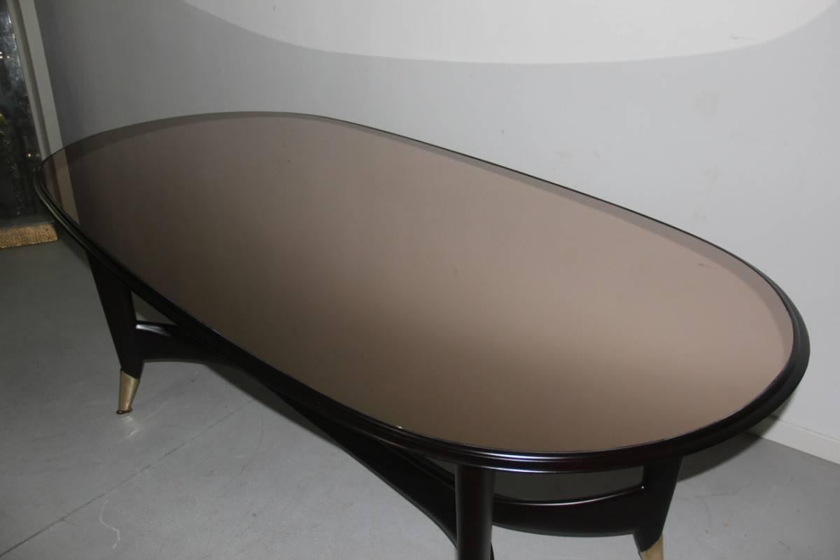 Elegant Dining Table Italian Guglielmo Ulrich Attributed, 1950s In Excellent Condition For Sale In Palermo, Sicily