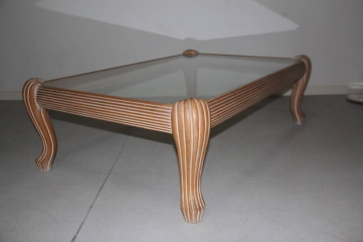 Mid-Century Modern Table basse en bois sculptée et laquée, design italien des années 1970, Vivai Del Sud  en vente