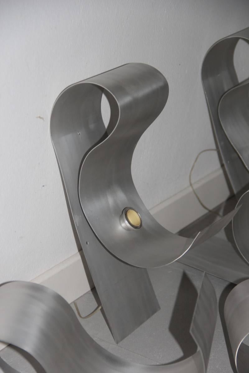 Appliques en aluminium incurvées design Pop Art de style Burchiellaro, 1970  en vente 1