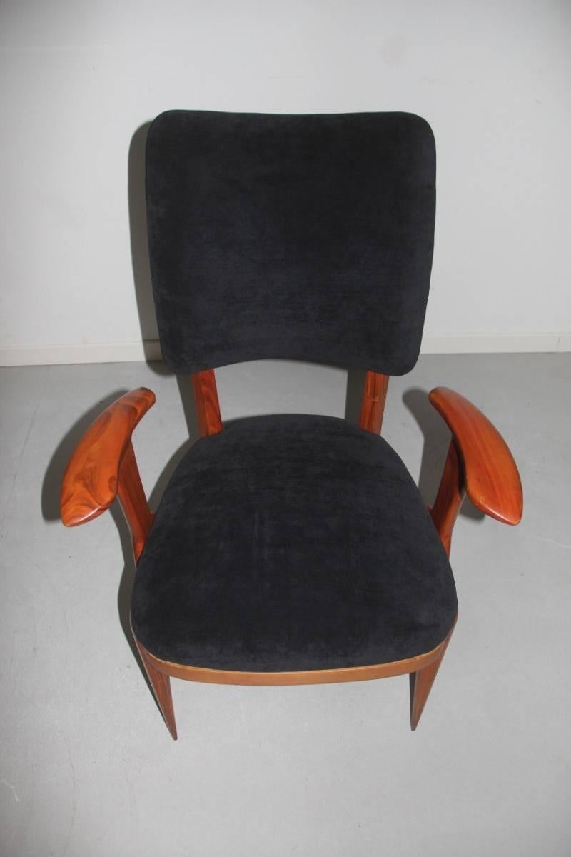 Presidential Armchair Cherry 1950s Italian Design Melchiorre Bega Style  In Excellent Condition In Palermo, Sicily
