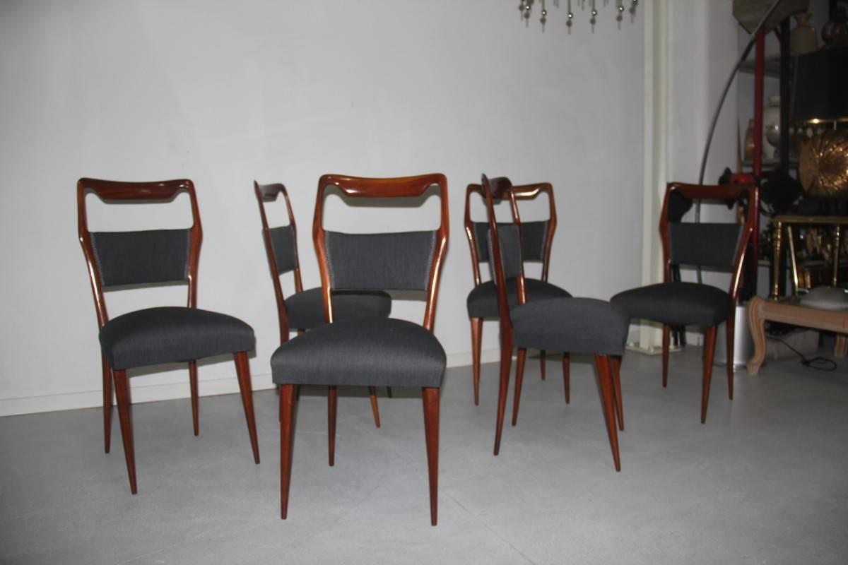 Mid-20th Century Elegant Mid-Century Italian Design Chair, Minimal and Chic Design For Sale