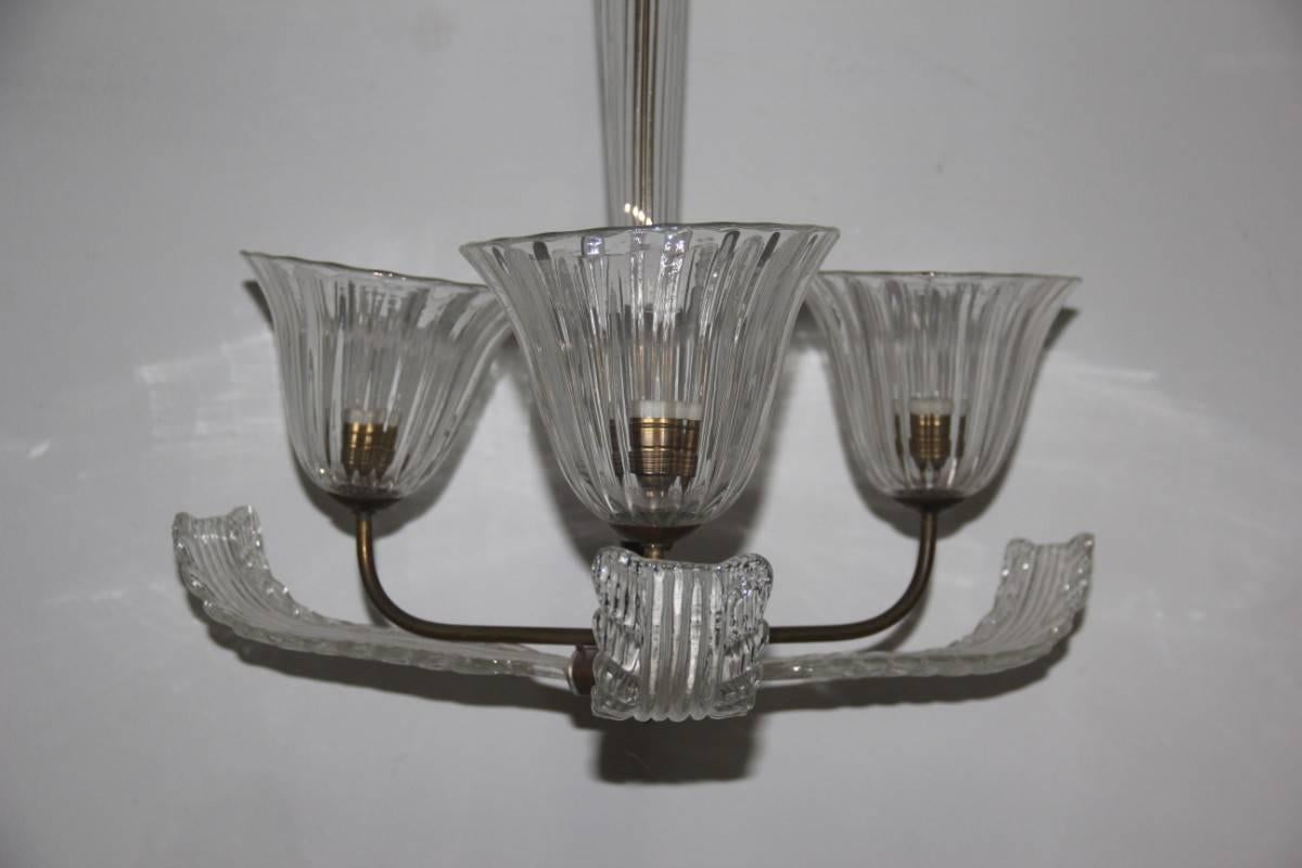 Élégant lustre de Murano design italien des années 1940 Barovier Manufacture.