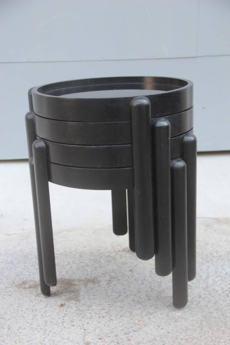 Nesting Tables Dunkle Kastanienholz, 1960 Design im Zustand „Gut“ im Angebot in Palermo, Sicily