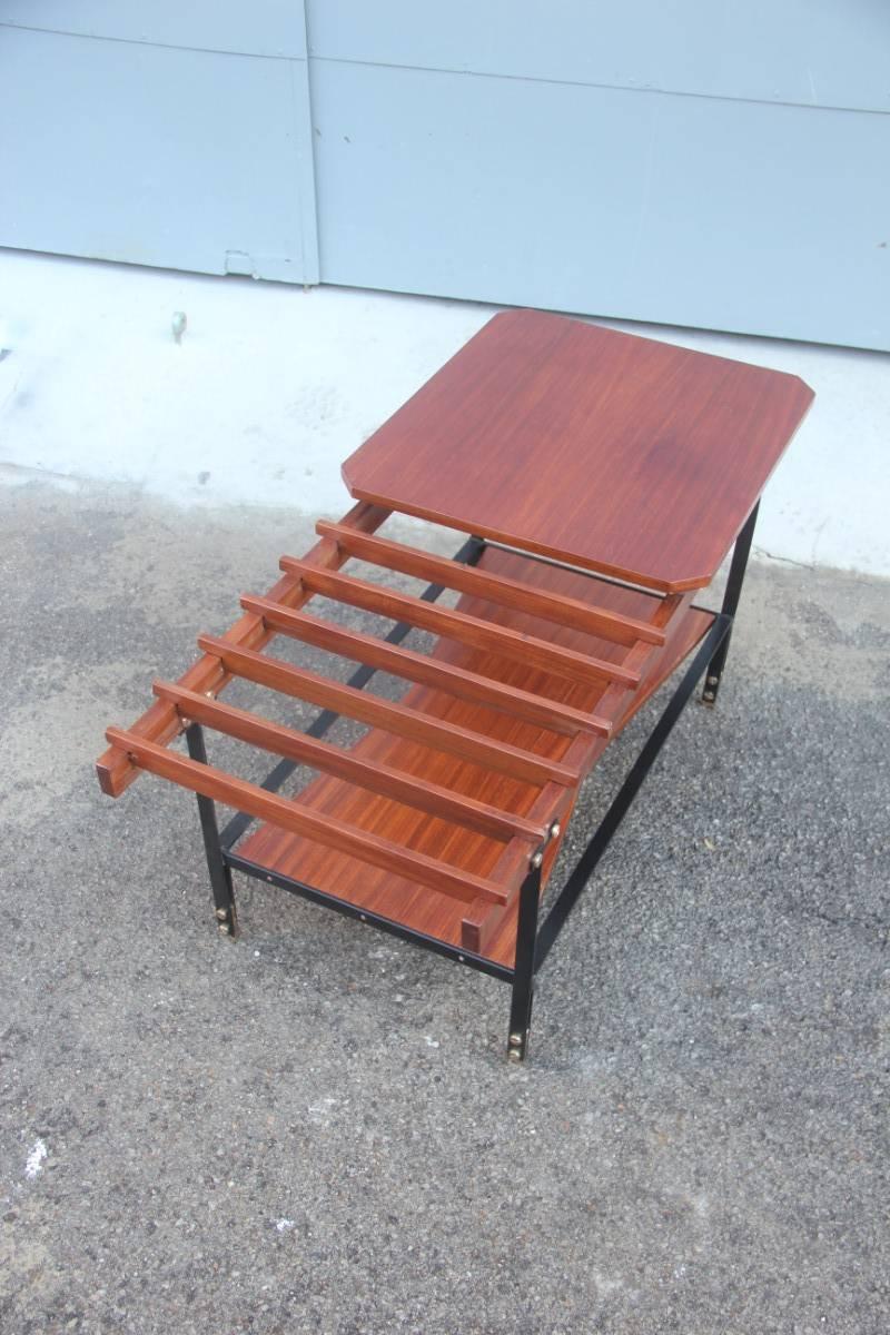 Italienischer Mid-Century-Tisch/Couchtisch, 1950er Jahre, minimalistisches skulpturales Design im Angebot 3