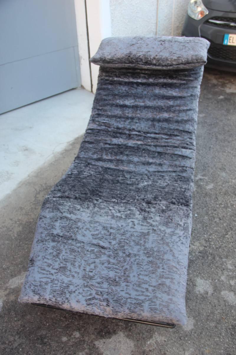 Chaise longue escultural 1980 Paolo Passerini Diseño minimalista en venta 1