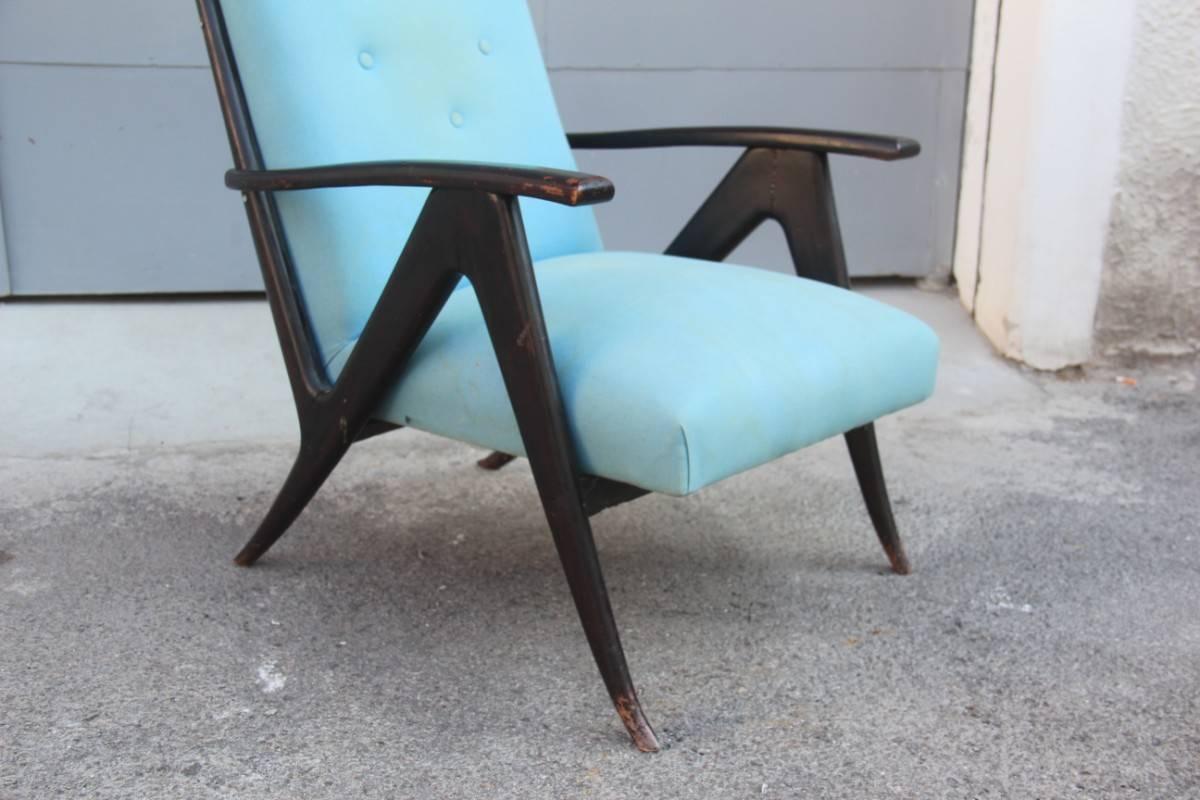 Mid-Century Modern Armchair 1950s Italian Design Wood Fabric  In Good Condition For Sale In Palermo, Sicily