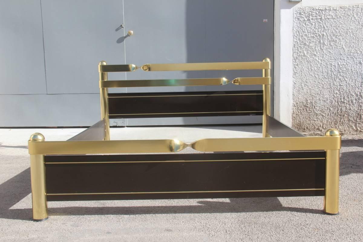 Bed Italian Design 1970s Black and Gold Very Elegant Piece In Good Condition For Sale In Palermo, Sicily