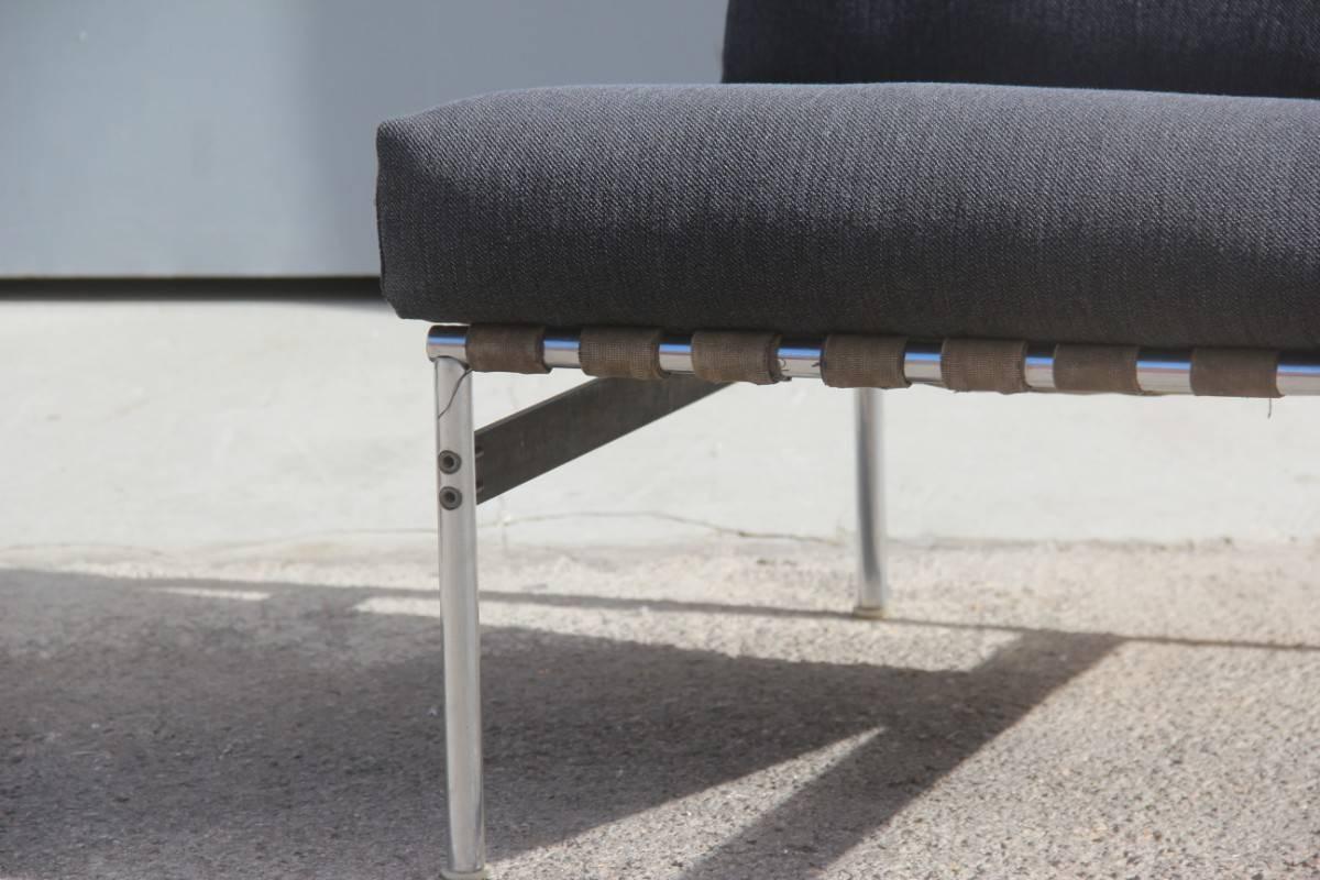 Knoll Chair 1960s Design Minimal and Razionalist Fabric Metal  In Good Condition In Palermo, Sicily