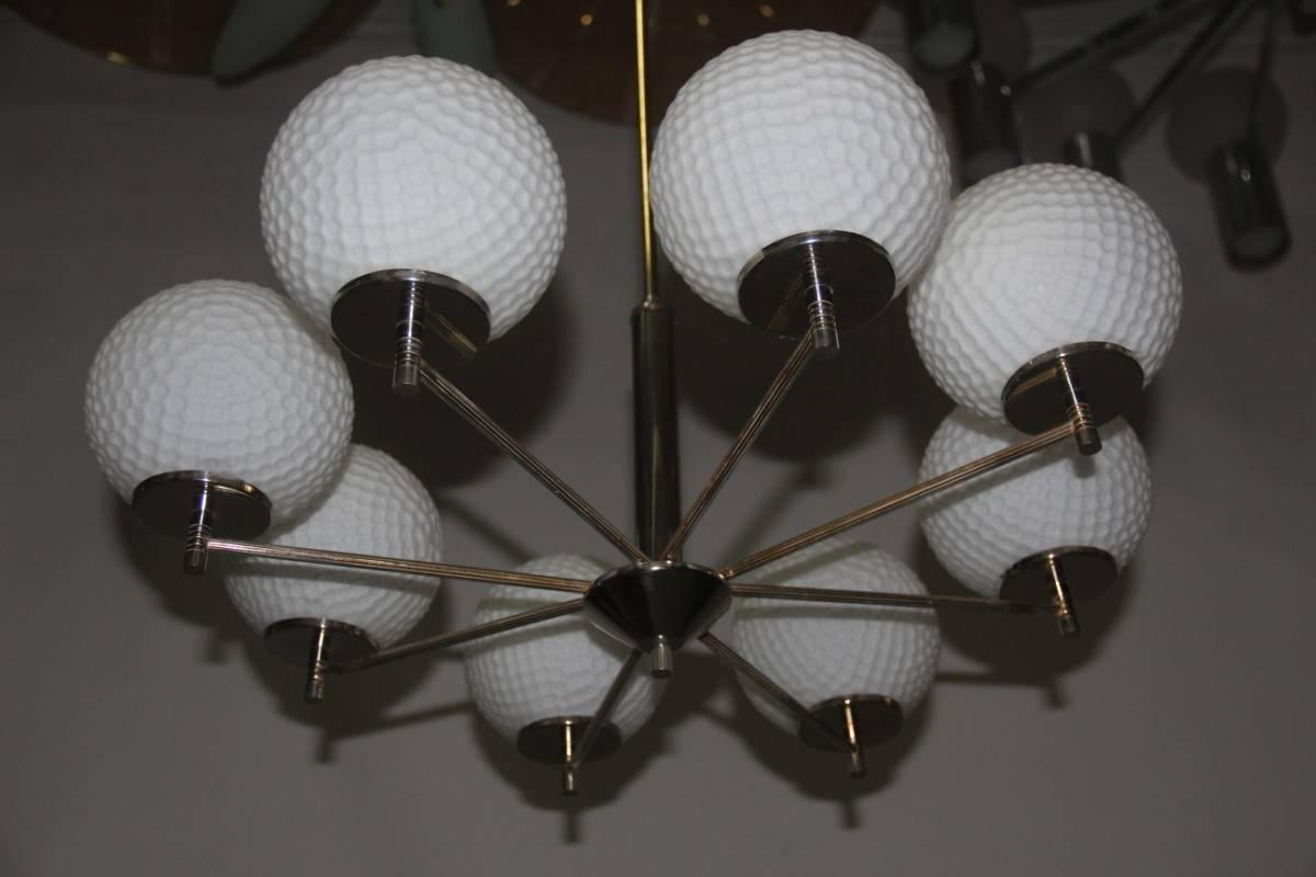Italian Chandelier glass balls and brass Mid century modern In Good Condition For Sale In Palermo, Sicily