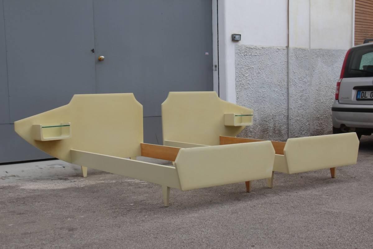 Pair of Italian Single Beds Design Dassi Wood Lacquered Mid century Modern 2