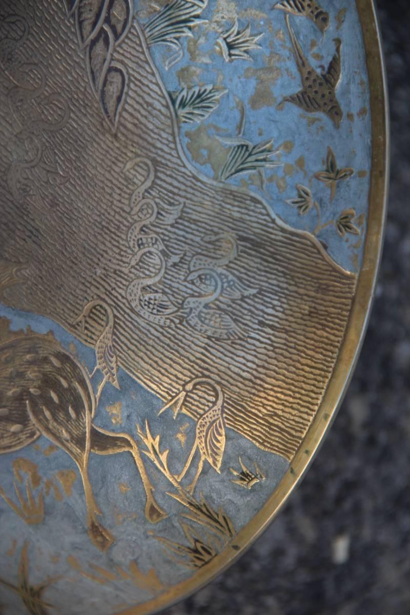 Brass Bowl with Engravings and Oriental Enamels In Excellent Condition For Sale In Palermo, Sicily