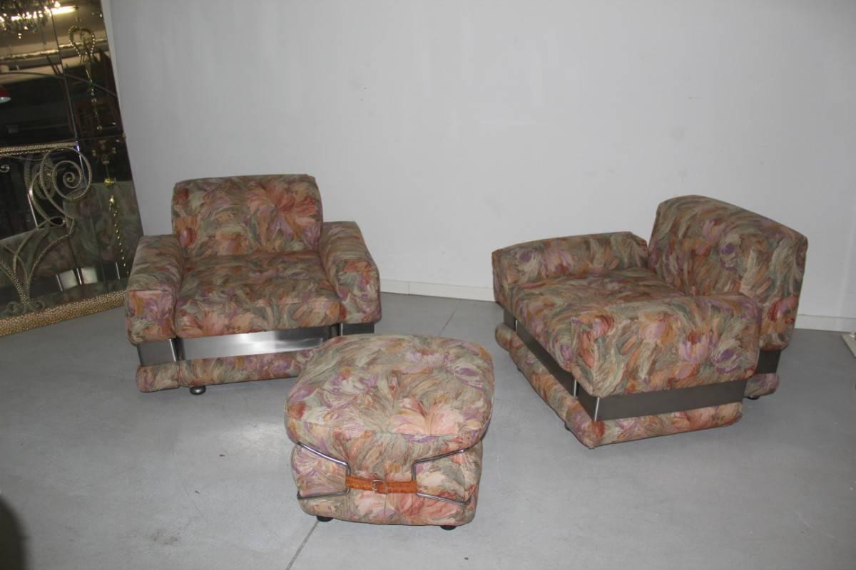 Late 20th Century 1970 Chic and Very Stylish Naif Armchairs with Ottoman Pop Art Flowers  For Sale