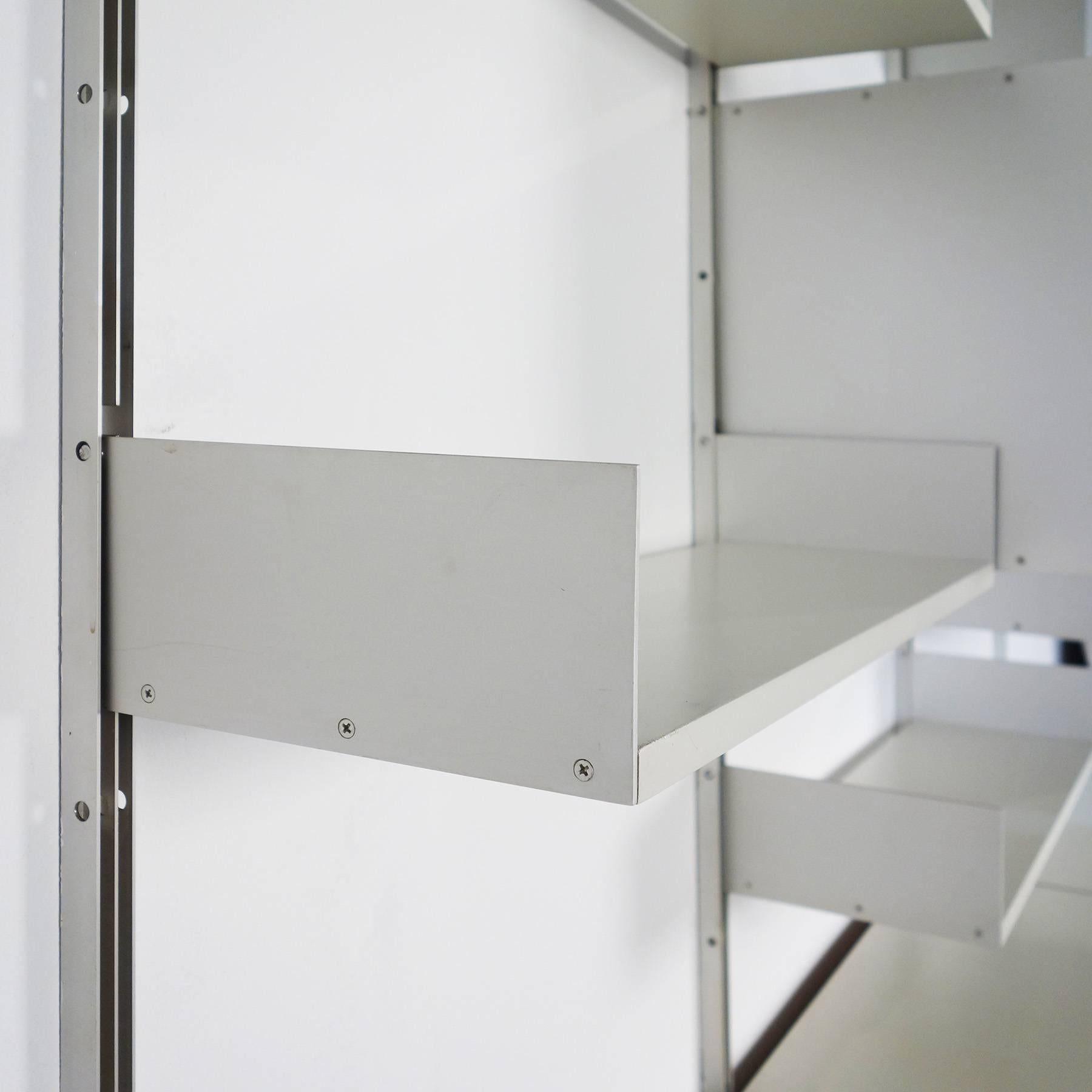 System 606 wall unit from the 1960s by Dieter Rams for Vitsoe In Good Condition For Sale In Cologne, DE