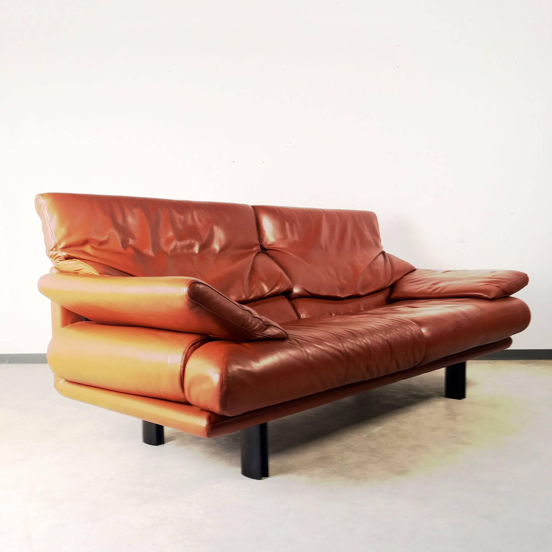 Alanda three-seat sofa, designed in the 1970s by Paolo Piva, manufactured in Italy by B&B Italia. Very high quality piece, beautifully designed and well crafted. Back- and armrests are adjustable, which makes the sofa even more