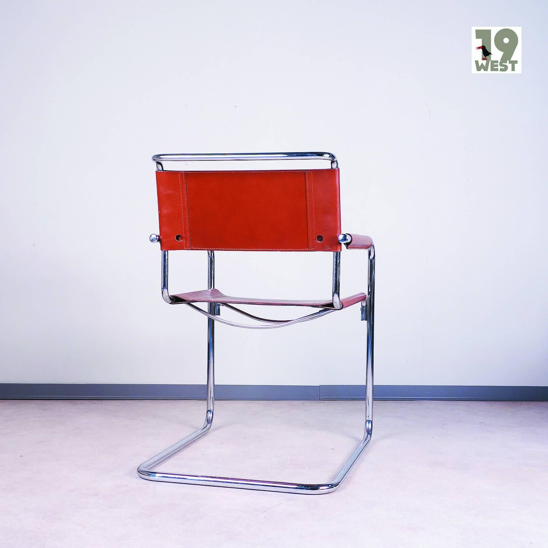 Italian Tubular Steel Cantilever Chair by Linea Veam, 1980s For Sale