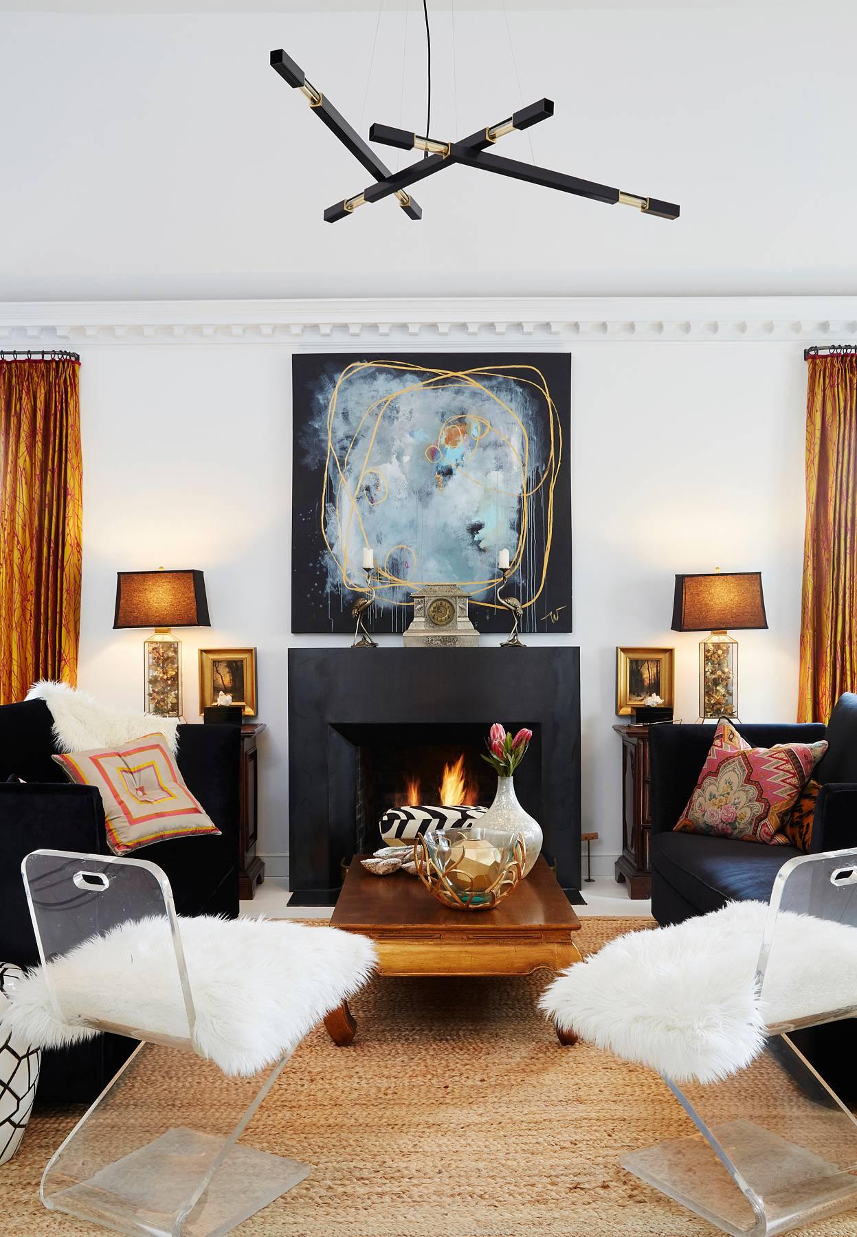 Large Contemporary Modern Chandelier with Brass Details- Industrial Modern Light In New Condition In Tuscon, AZ