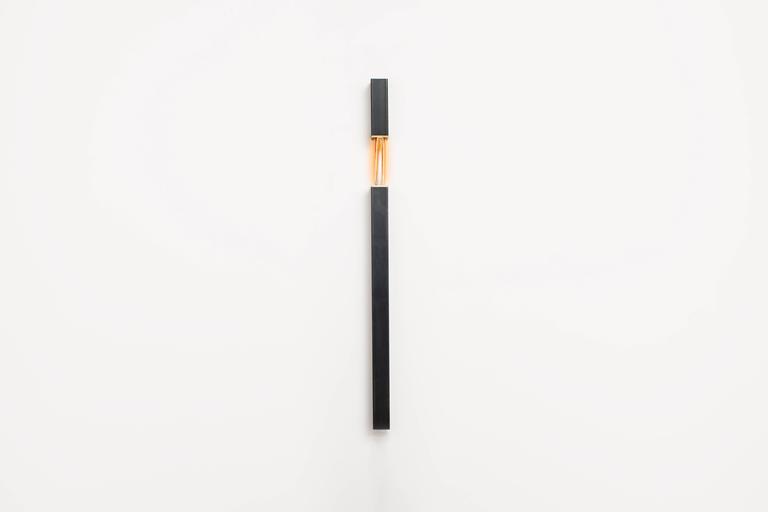 minimalist wall sconce