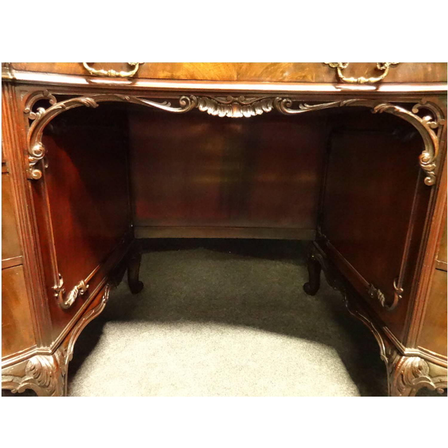 Top Quality Chippendale Mahogany Kidney Desk 4