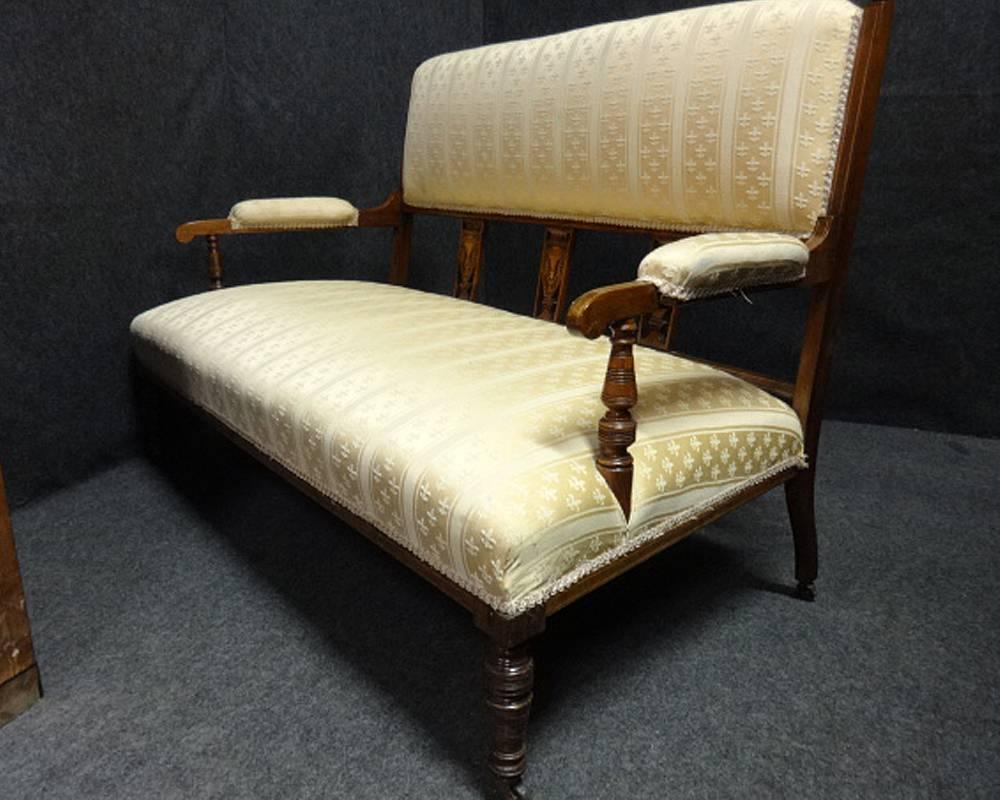 Good Edwardian Period Rosewood Inlaid Settee In Good Condition For Sale In Applyby Magna, Staffordshire