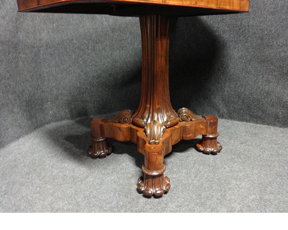 Mid-19th Century Superb William 4th Rosewood Tea Table