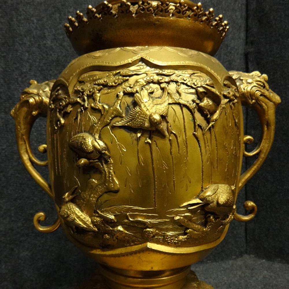 Large Gilt Bronze Japanese Meiji Period Table Lamp 3