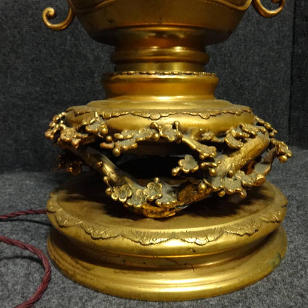 Large Gilt Bronze Japanese Meiji Period Table Lamp 4