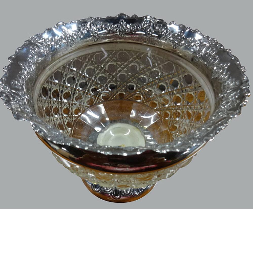 A very good Edwardian silver and hobnail cut-glass flower bowl, embossed with floral swags, full hallmarks for Chester, 1901, made by George Nathan and Ridley Hayes.