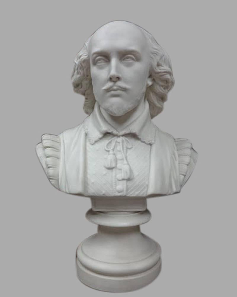 A superb pair of Copeland busts, William Shakespeare and John Milton, standing on socle base, both fully marked on the back, dated 1862 and 1865. Will split.

Measures: 14