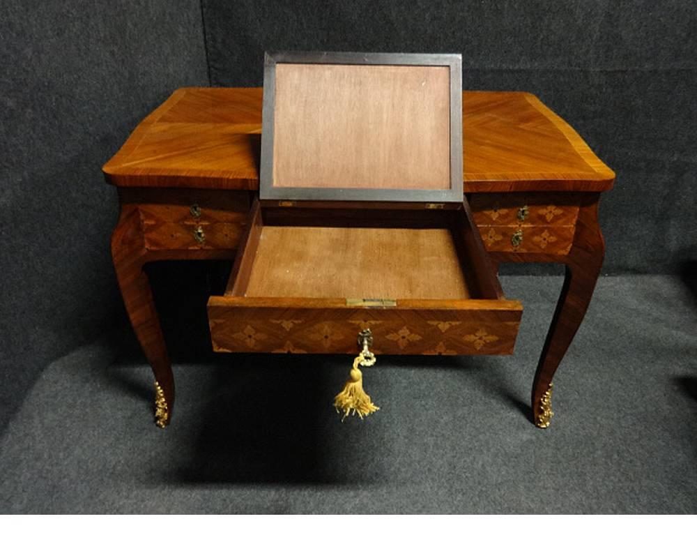 Superb French Kingwood Marquetry and Parquetry Desk For Sale 3