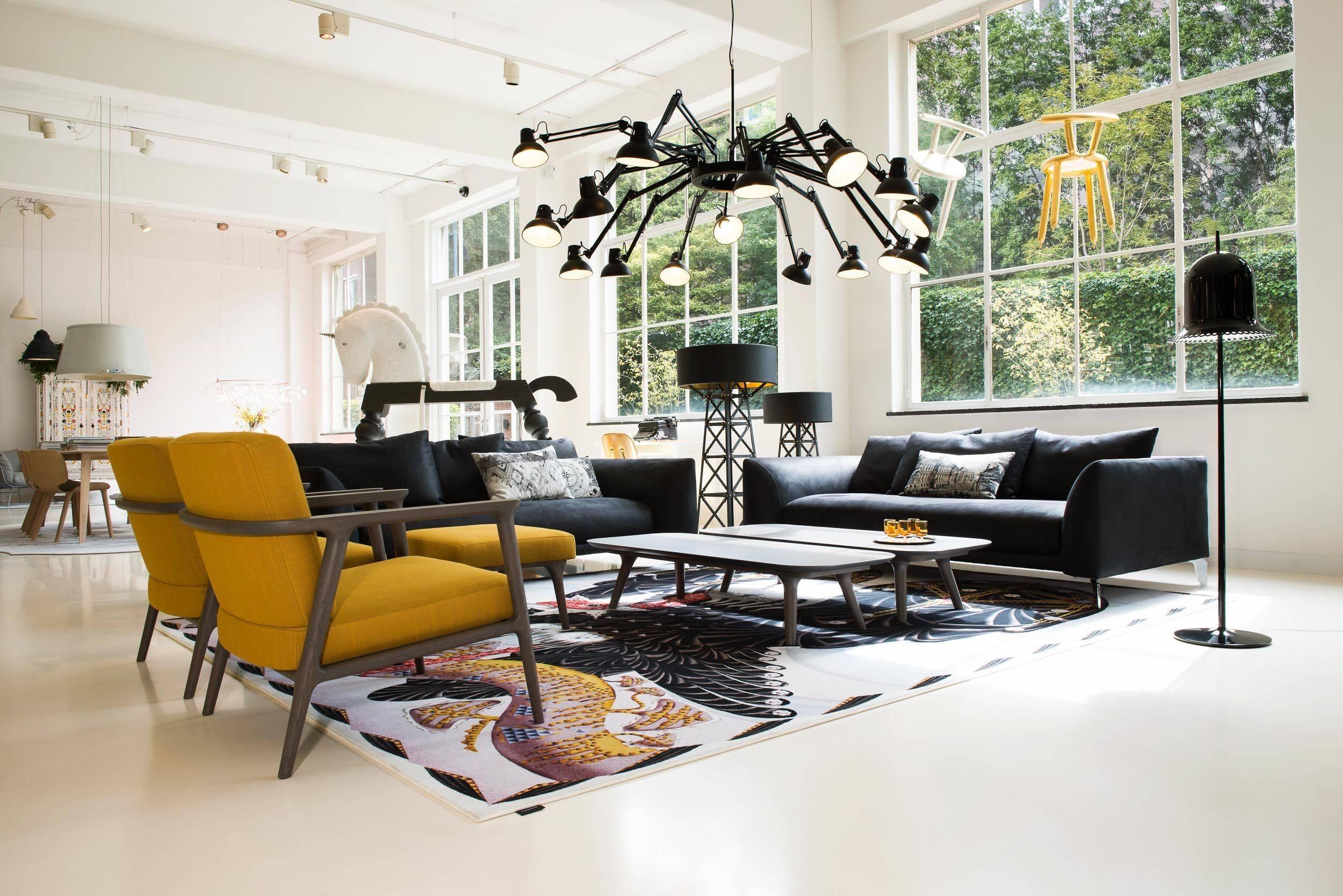 Modern Moooi Dear Ingo by Ron Gilad in Black or White For Sale