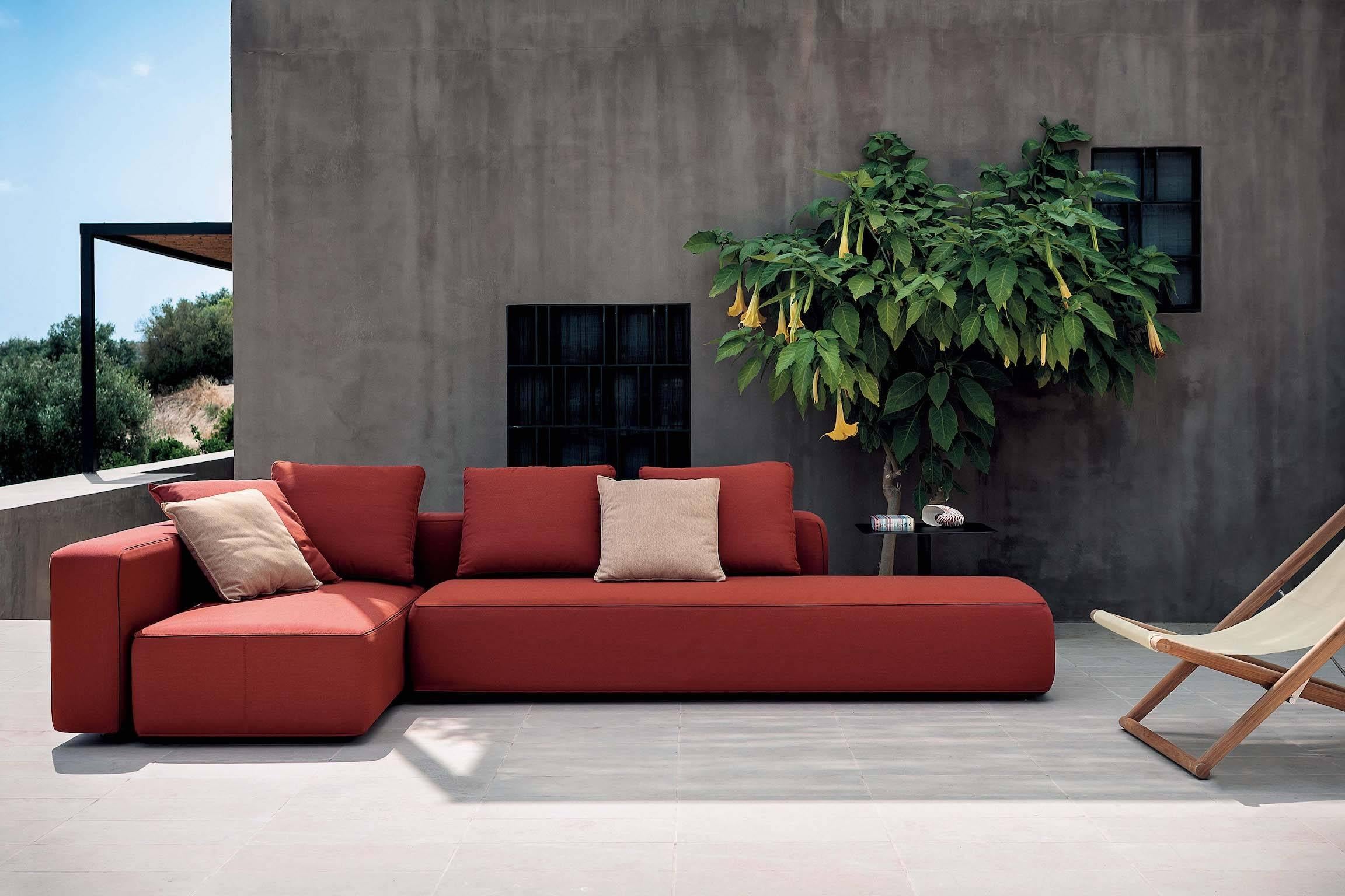 Roda Dandy Sofa for Outdoor or Indoor Use by Rodolfo Dordoni For Sale 1
