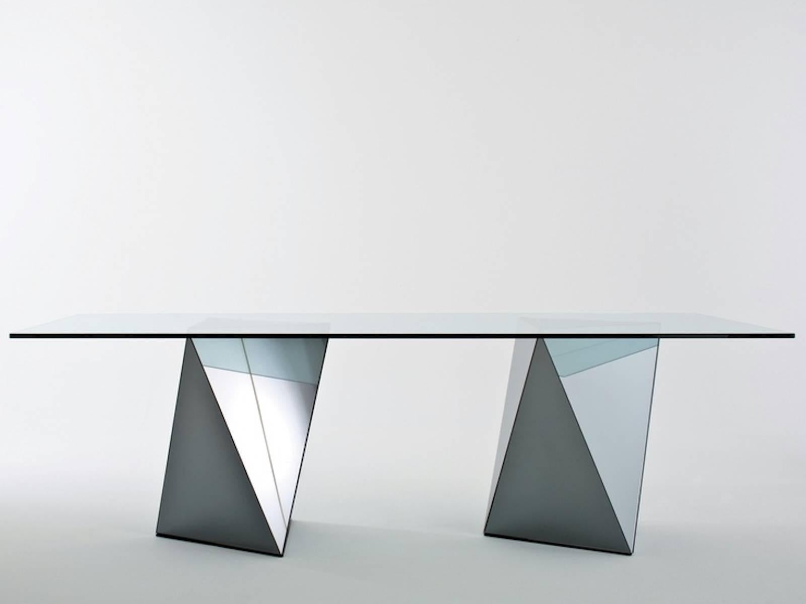 Modern Yan Dining Table in Glass, Mirrored or Smoked by Gallotti & Radice For Sale