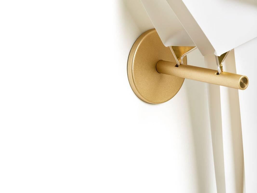 Modern Moooi Perch LED Wall Sconce Light in Brass with Small White Bird For Sale