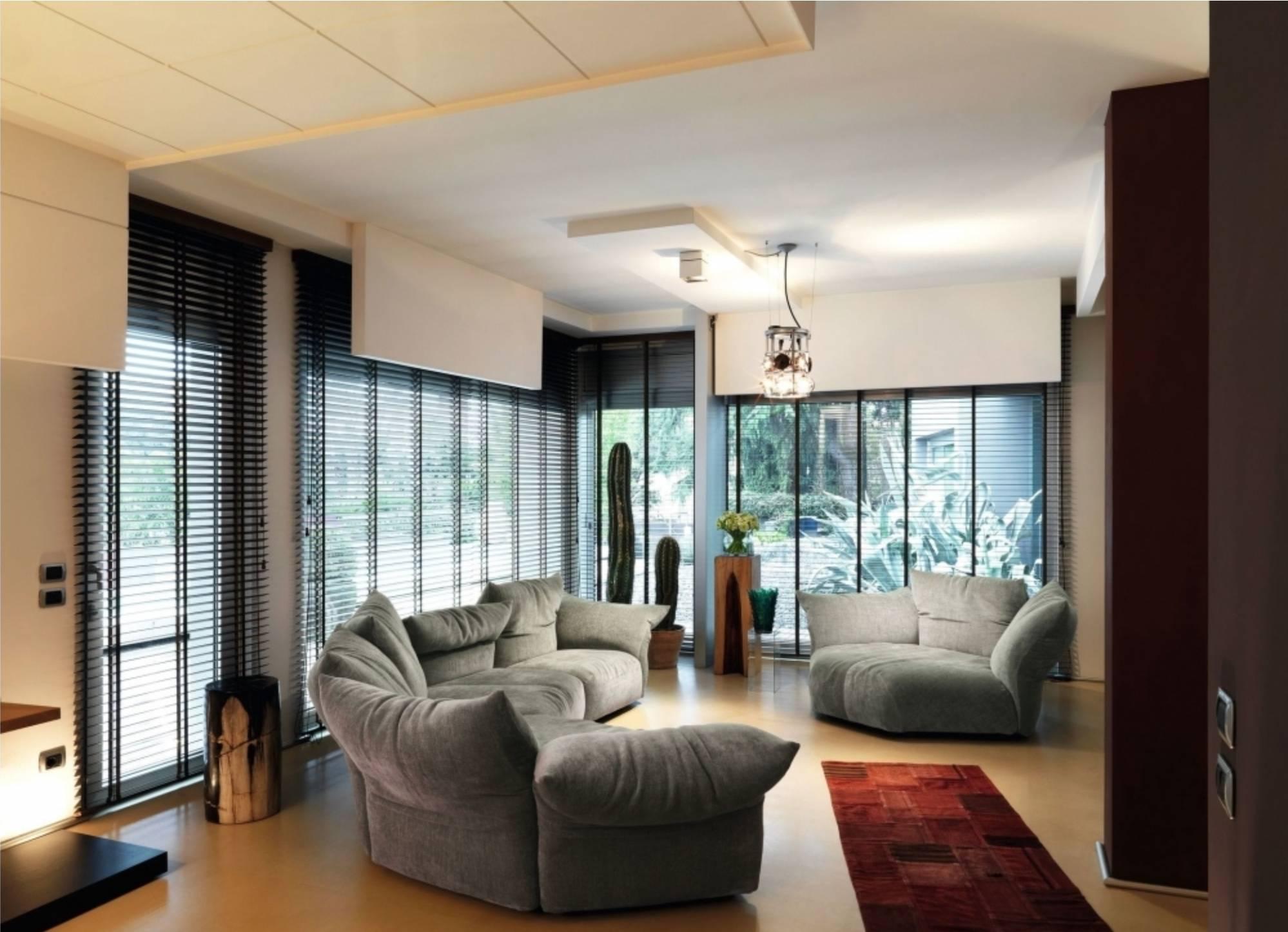 Modern Standard Sofa by EDRA with 