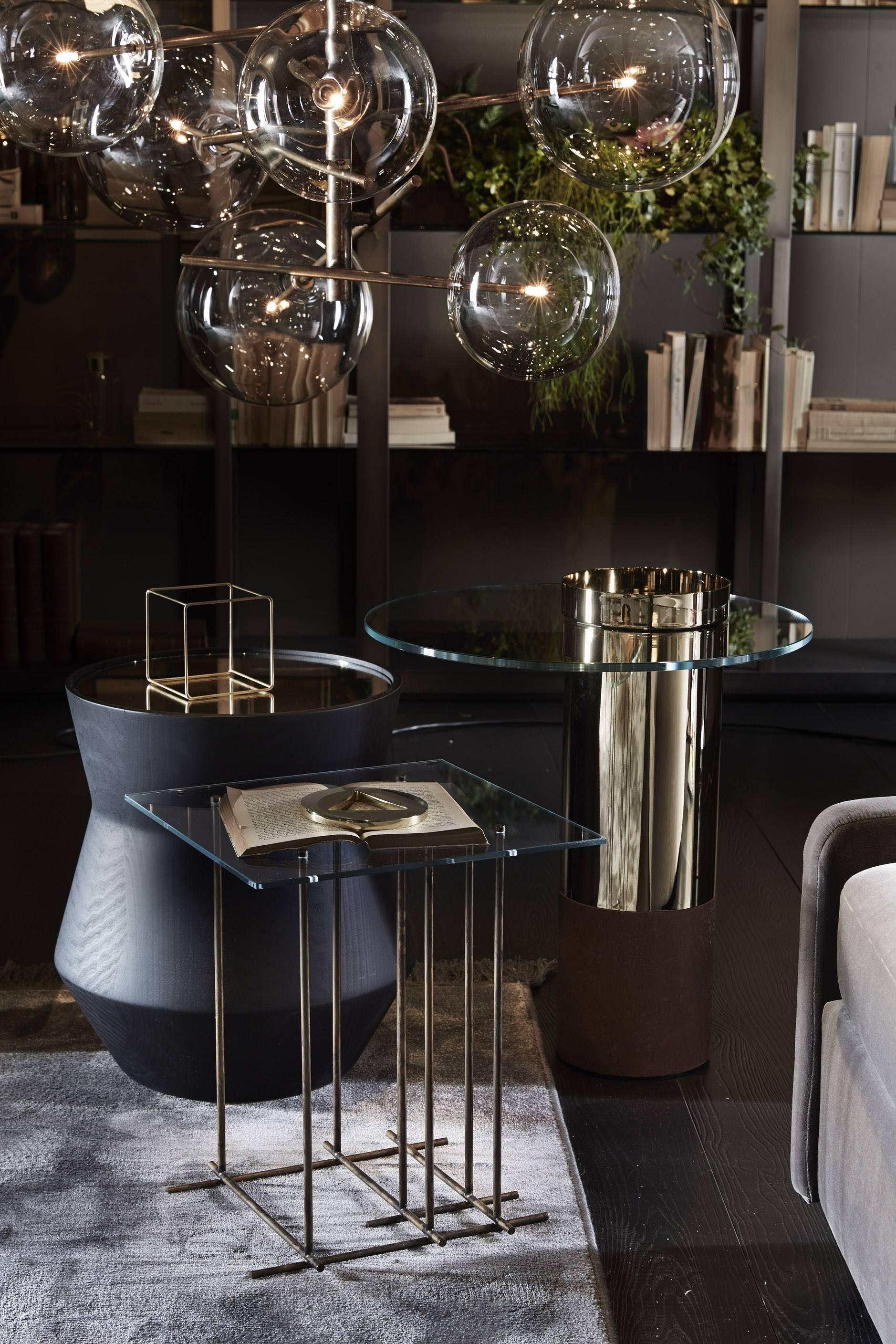 Modern Dama Side Table in Solid Wood and Marble by Gallotti & Radice For Sale