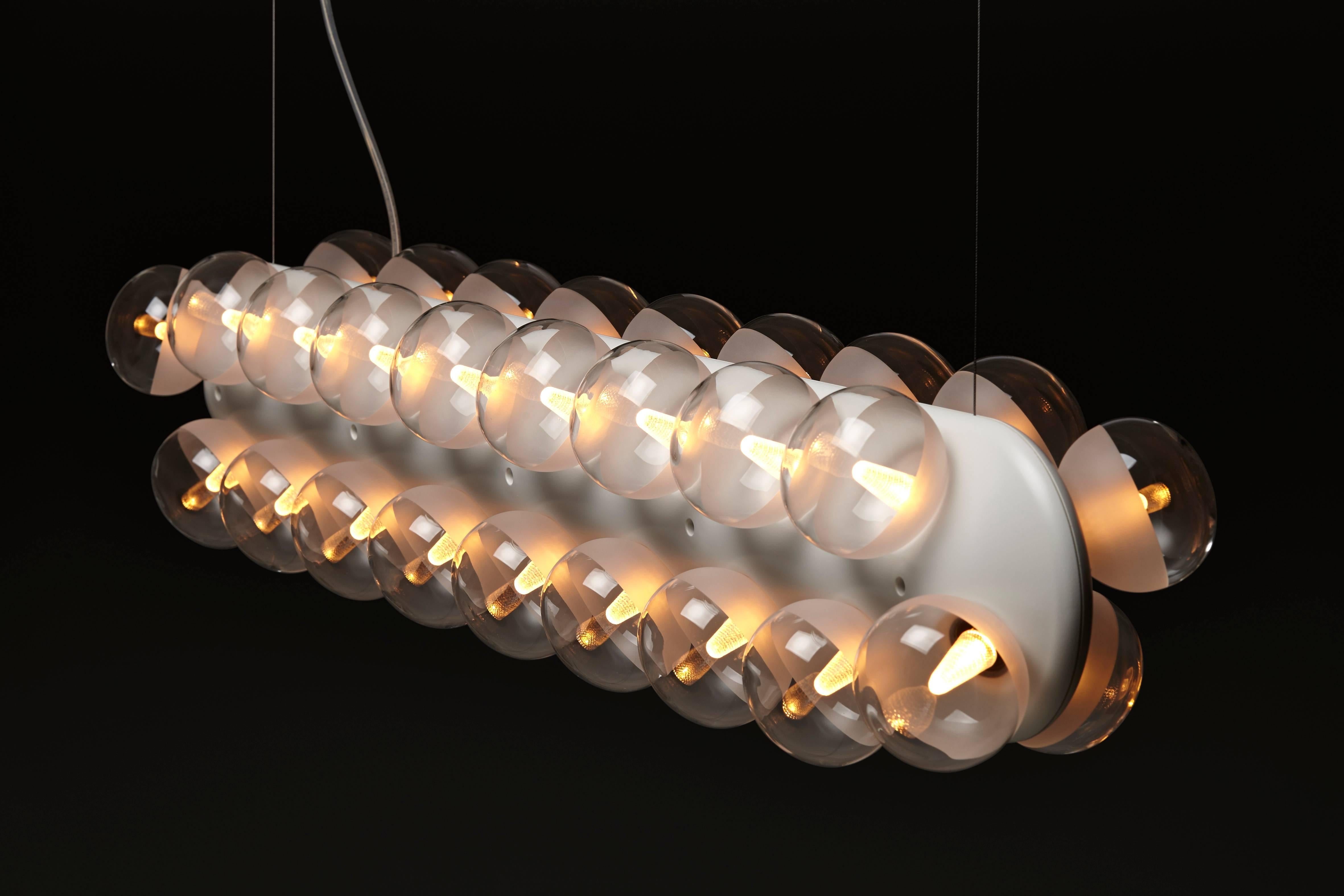 Moooi Prop Suspension Light Linear with Led Lights on One or Both Sides (Glas) im Angebot