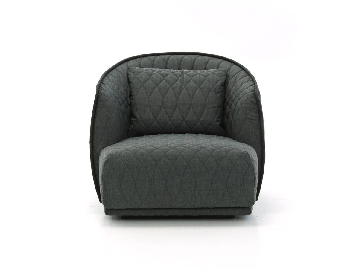 Moroso Redondo Small Armchair in Tufted Upholstery by Patricia Urquiola (Italienisch) im Angebot