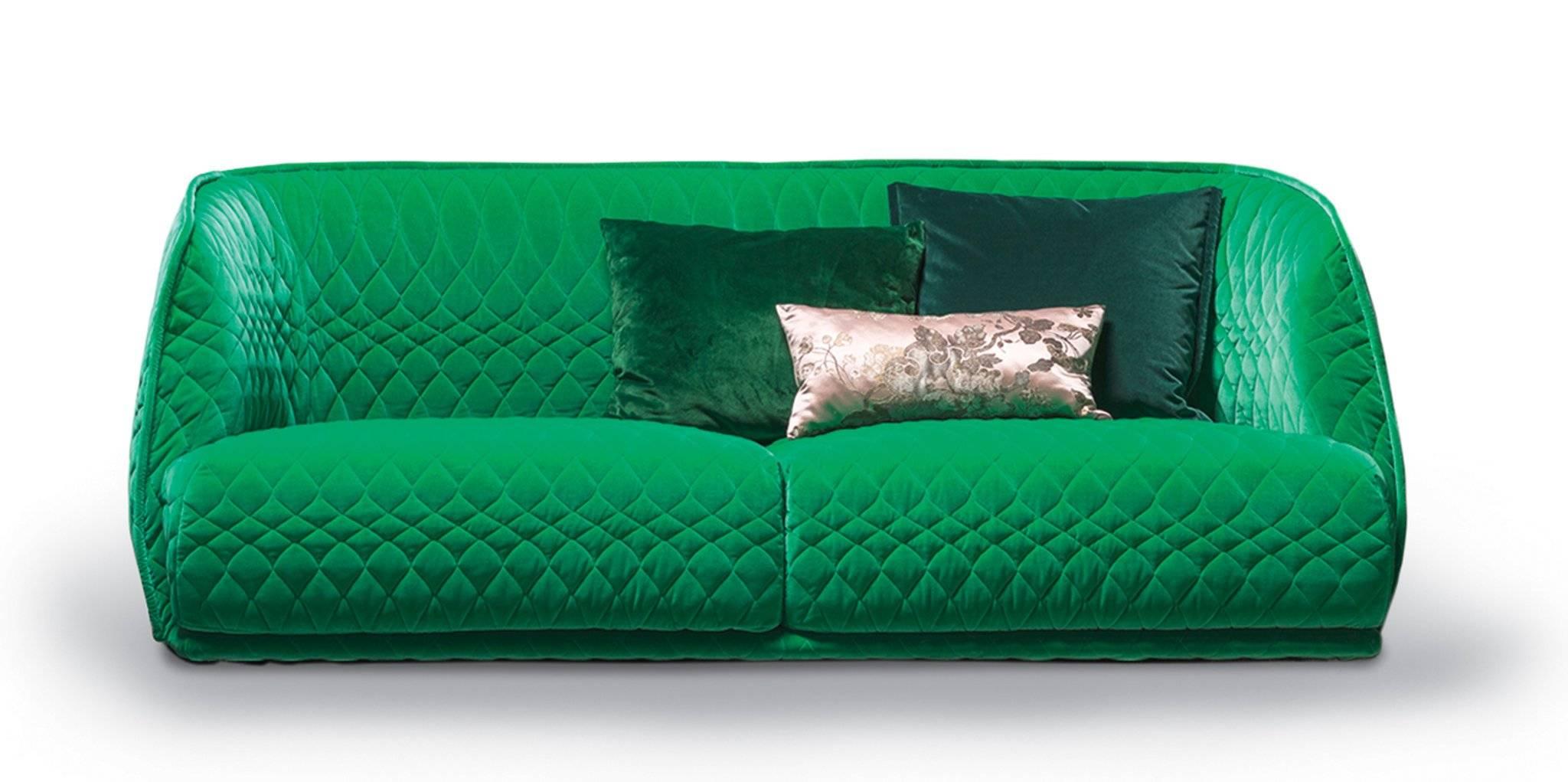 Quilted Moroso Redondo Two-Seat Sofa in Tufted Upholstery by Patricia Urquiola For Sale