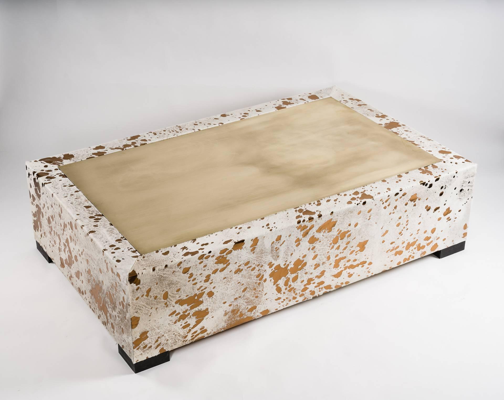 Bronze and Cow Hide Coffee Table In Excellent Condition For Sale In Rosheim, FR