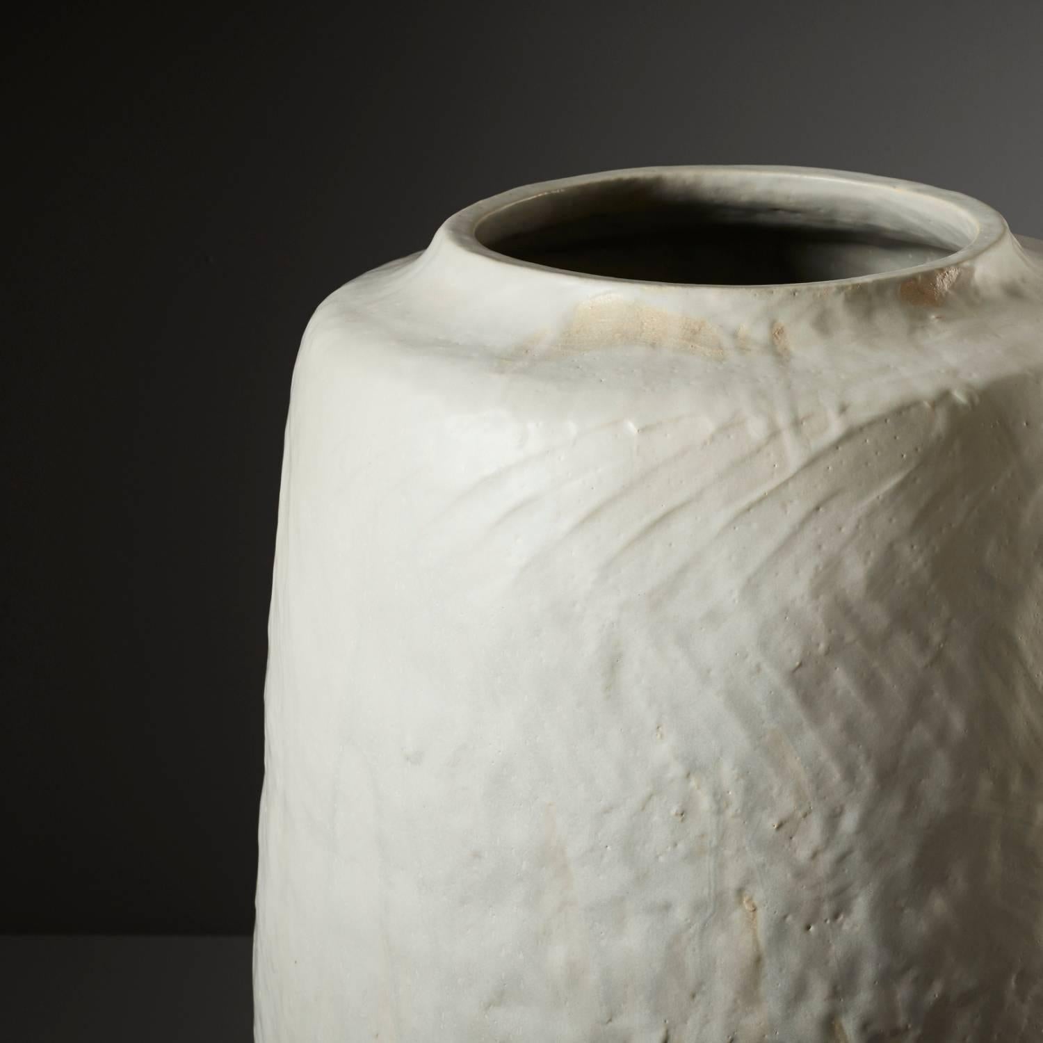 Large Handmade Grey Ceramic Stoneware Vase by Daniel Reynolds the New Craftsmen In New Condition In London, GB