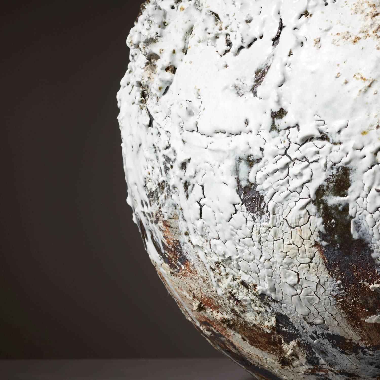 Modern Moon Jar by Akiko Hirai Unique Handmade Ceramic Vessel The New Craftsmen