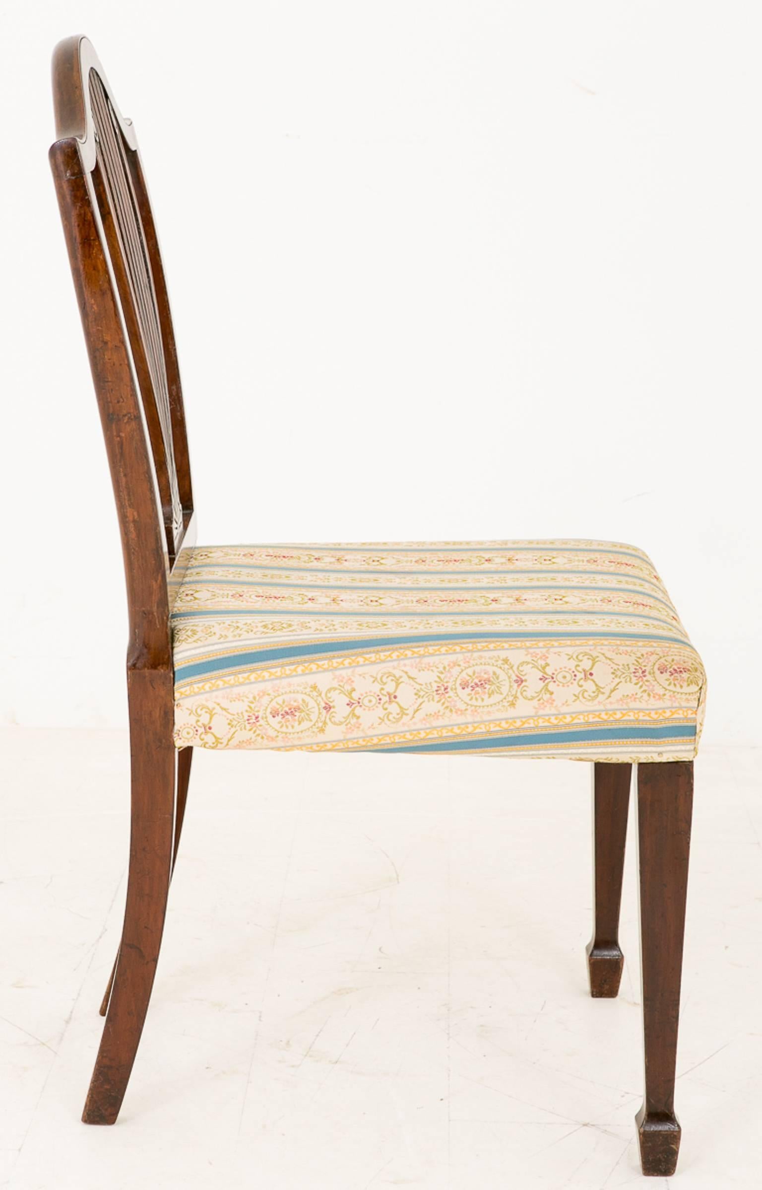 Late 19th Century Set of Eight Hepplewhite Influenced Chairs For Sale