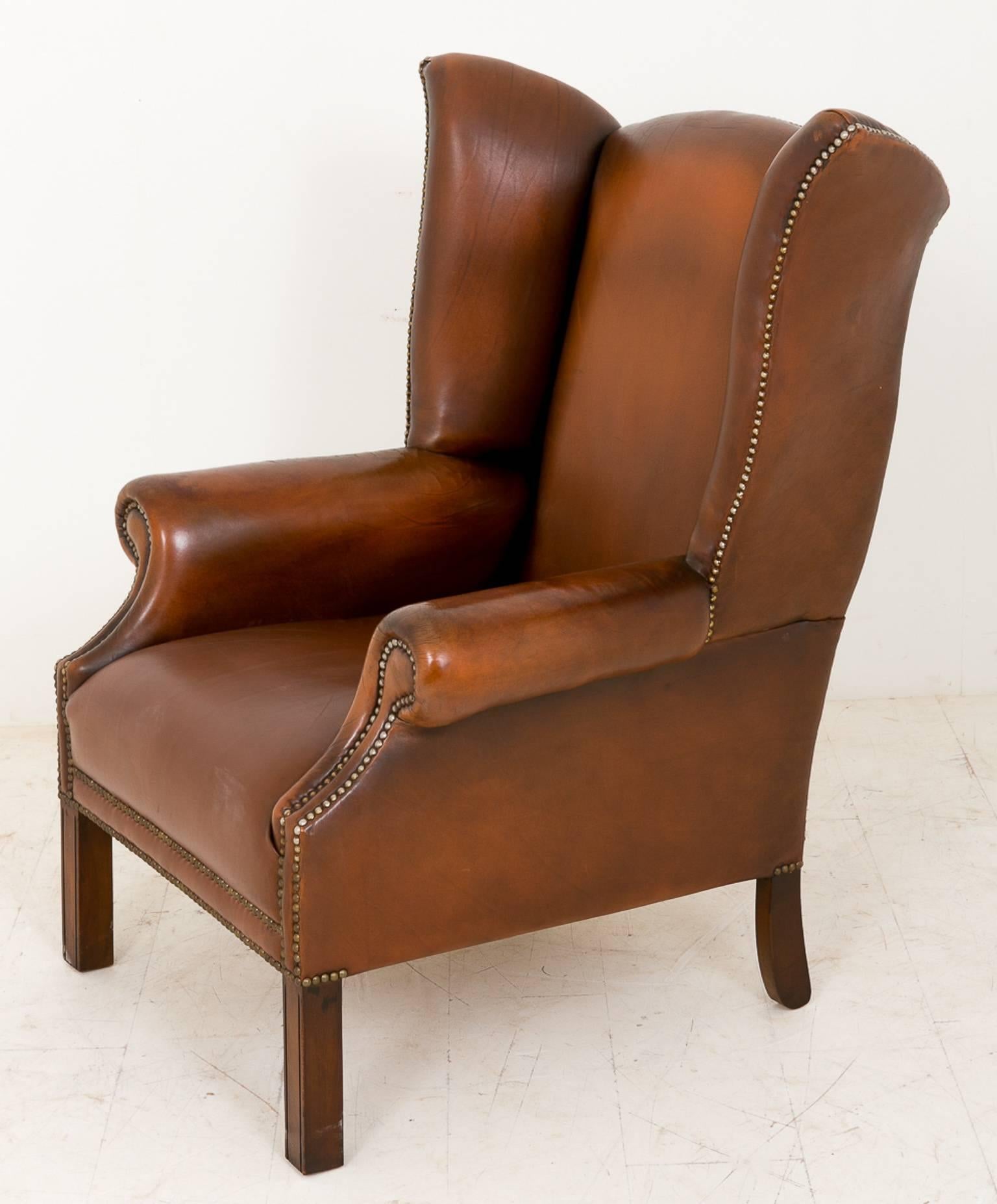 George III Pair of Leather Wing Chairs For Sale
