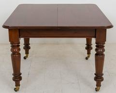 Mid-Victorian Mahogany Extending Dining Table