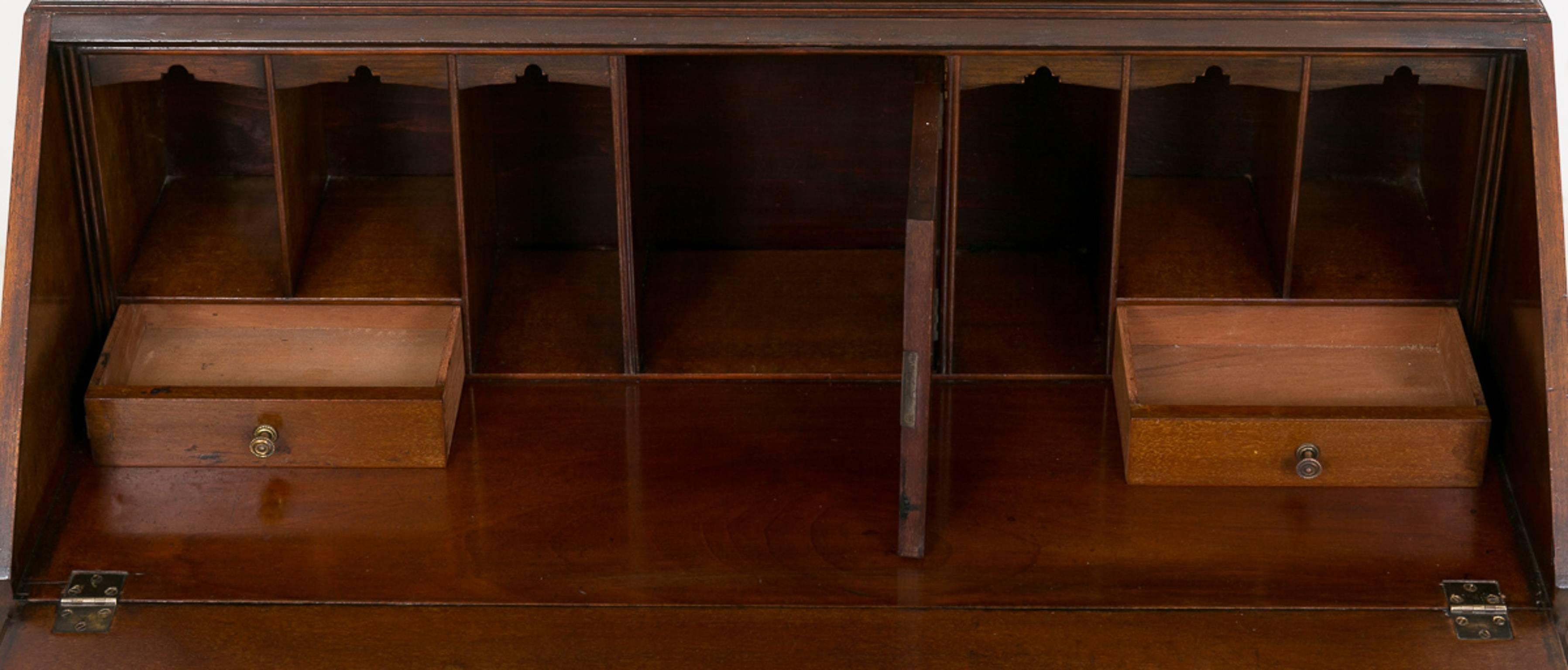 Sheraton Revival Mahogany Bureau Bookcase In Good Condition For Sale In Norwich, Norfolk