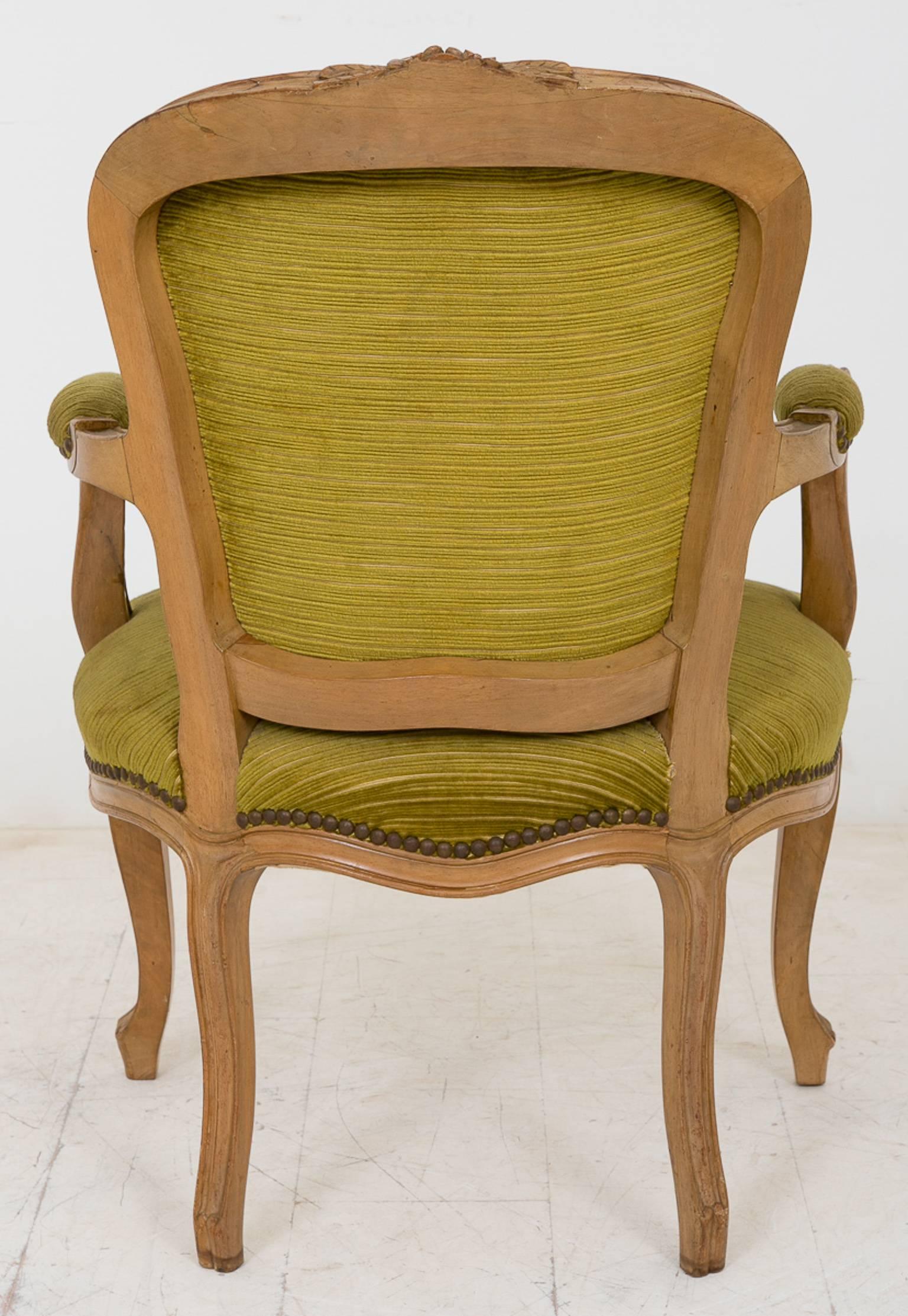 Pair of Pretty French Walnut Open Armchairs For Sale 1