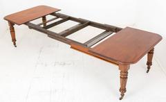 Early Victorian Mahogany Extending Dining Table