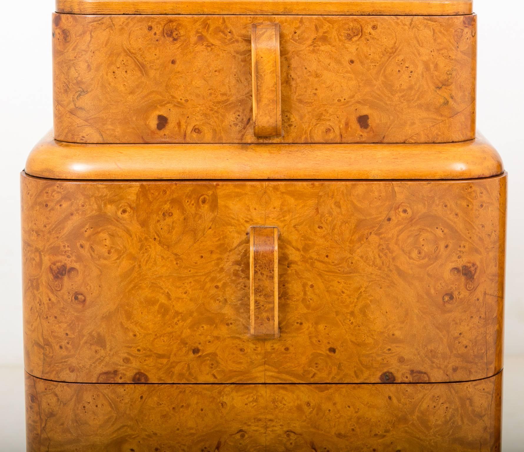 Pair of Burr Walnut Art Deco Bedside Chests For Sale 1