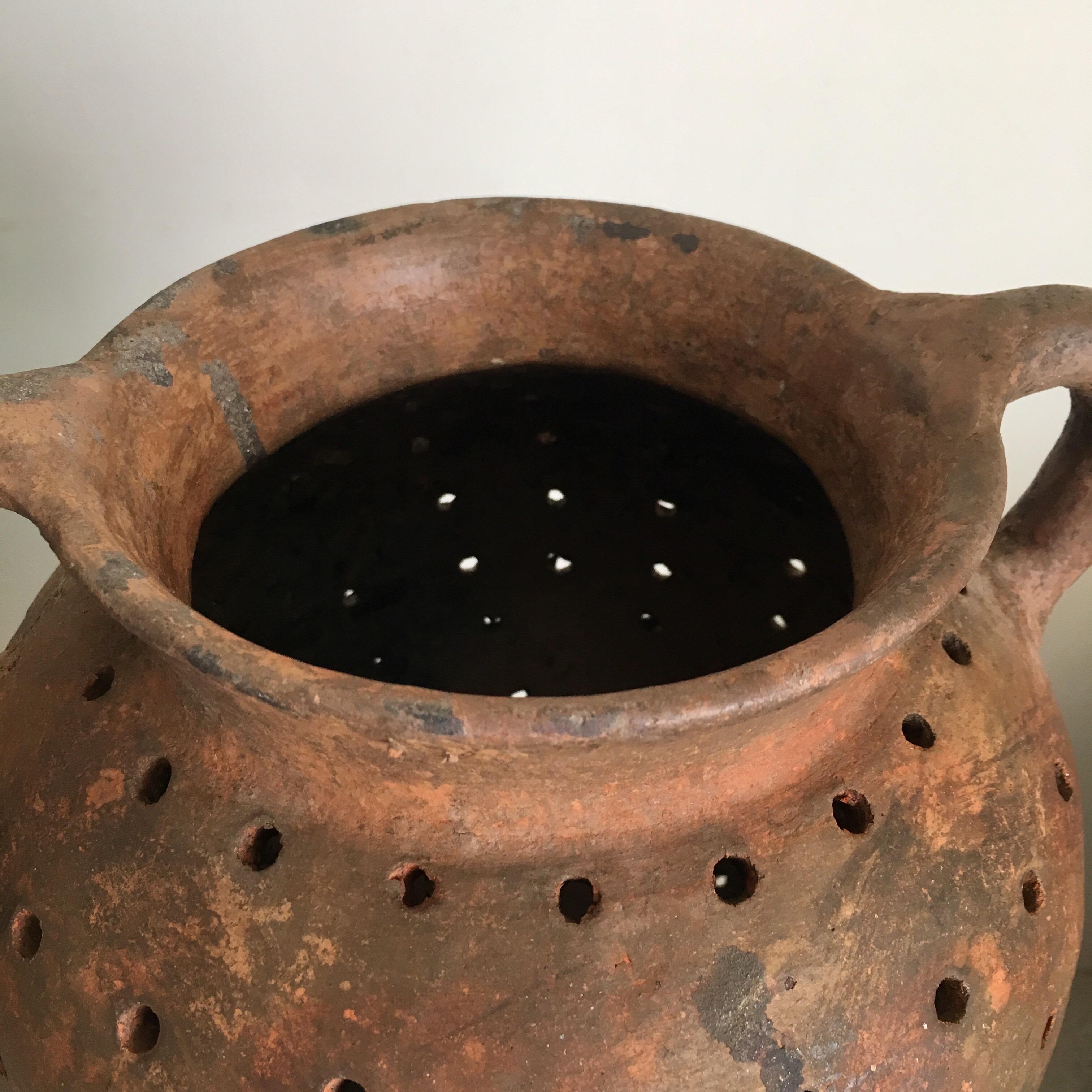 Terracotta Pot from Mexico, 1980s In Good Condition In San Miguel de Allende, Guanajuato