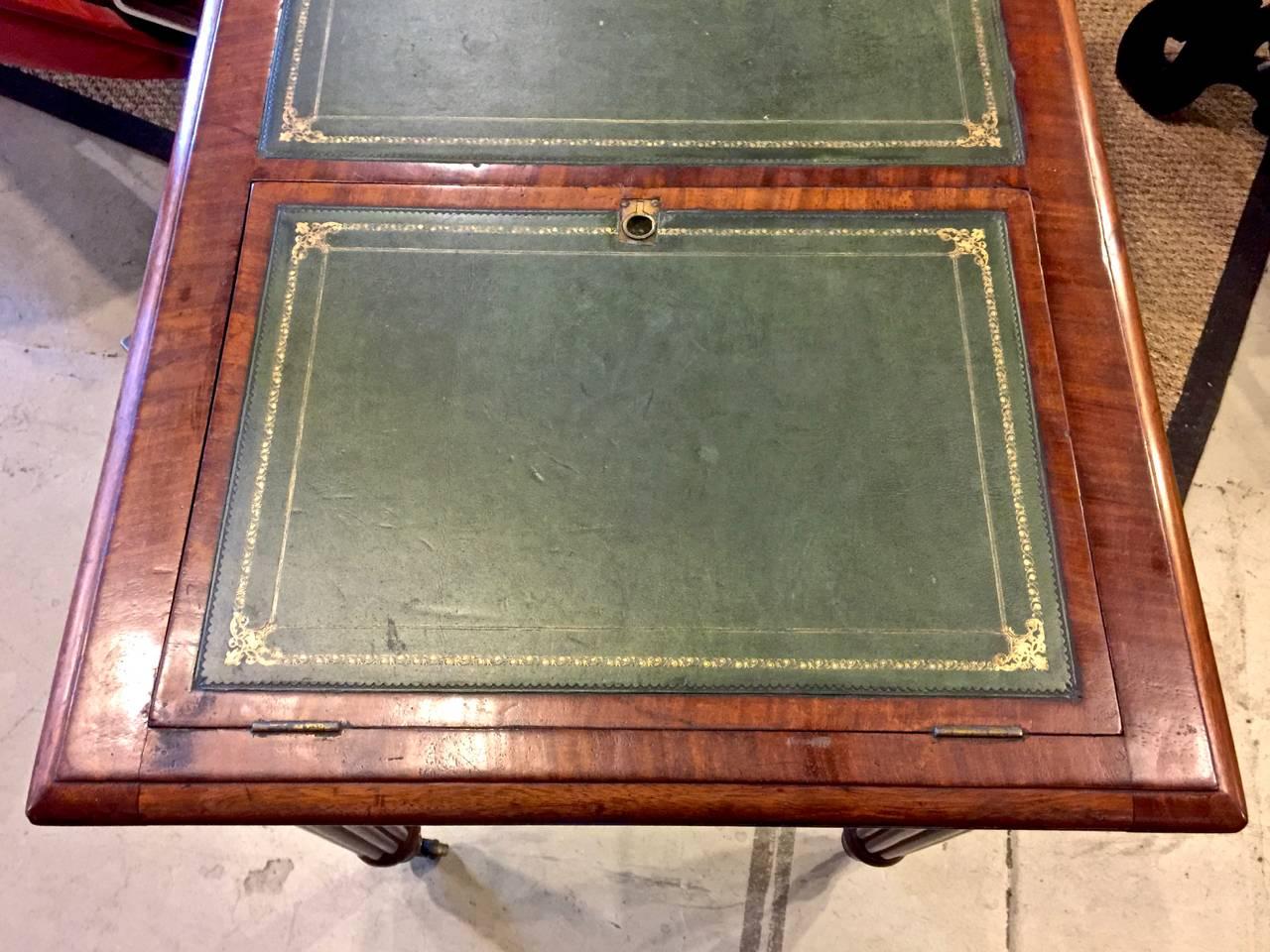 Regency or William IV Writing Table/Desk with Book Stand In Good Condition In Pasadena, CA